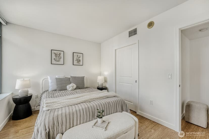 Property photo for 819 Virginia Street #2901, Seattle photo 19