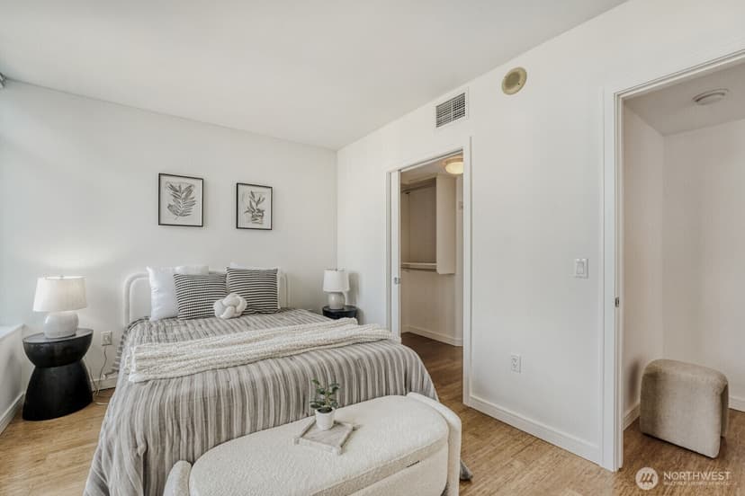 Property photo for 819 Virginia Street #2901, Seattle photo 23