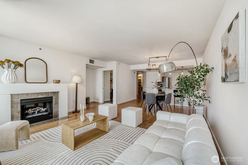 Property photo for 819 Virginia Street #2901, Seattle photo 8