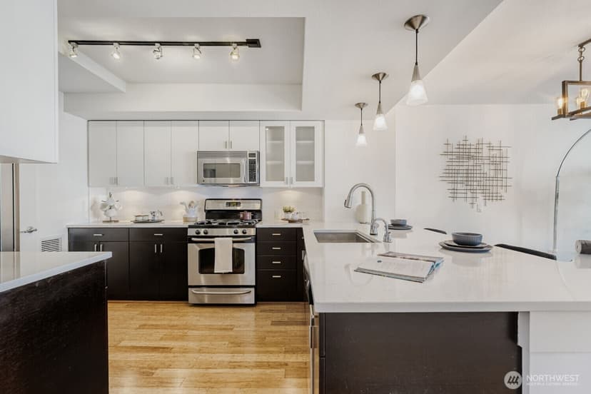 Property photo for 819 Virginia Street #2901, Seattle photo 13