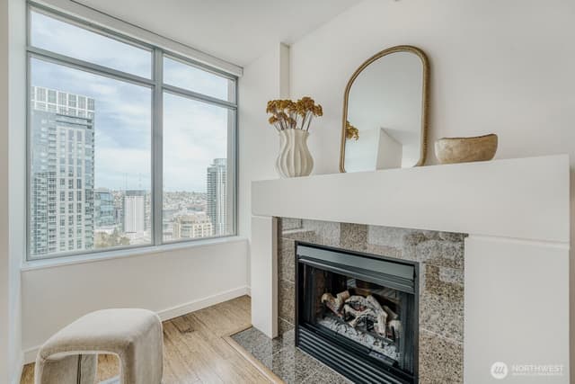 Property photo for 819 Virginia Street #2901, Seattle photo 5