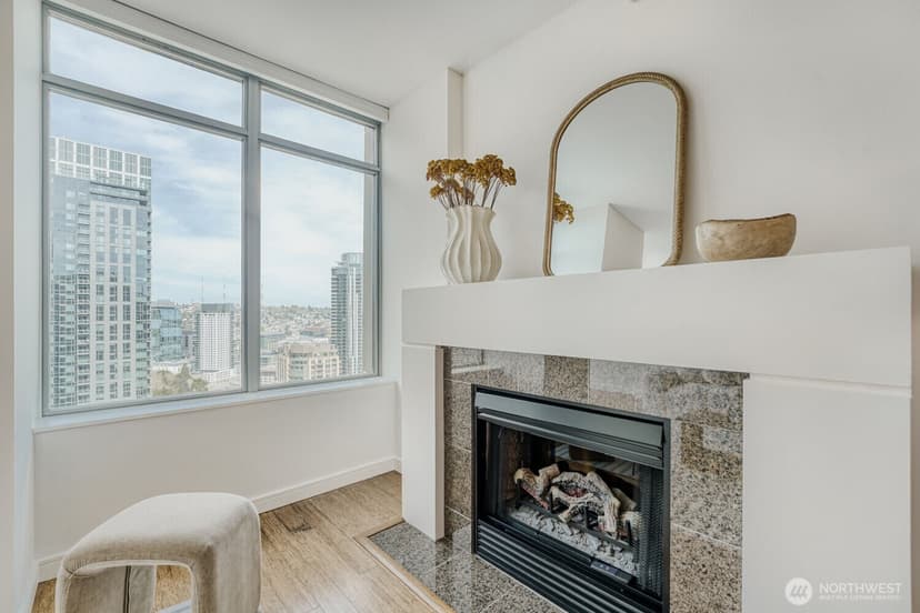 Property photo for 819 Virginia Street #2901, Seattle photo 5