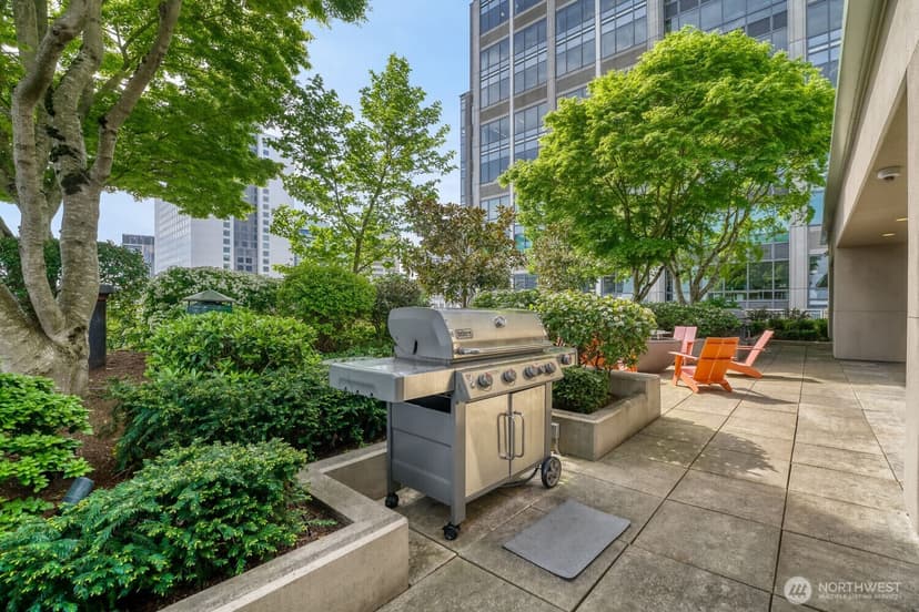Property photo for 819 Virginia Street #2901, Seattle photo 38