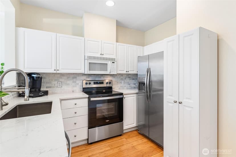Property photo for 11856 NE 162nd Lane #9-4, Bothell photo 5