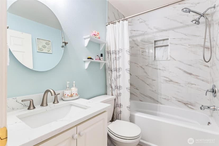 Property photo for 11856 NE 162nd Lane #9-4, Bothell photo 9