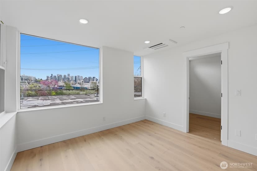 Property photo for 2014 Fairview Avenue E #A, Seattle photo 14