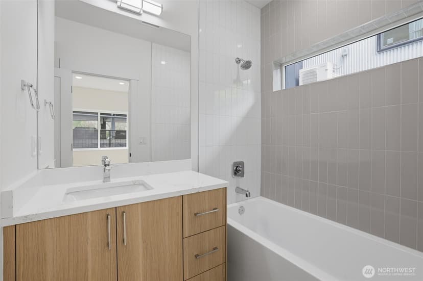 Property photo for 2014 Fairview Avenue E #A, Seattle photo 20