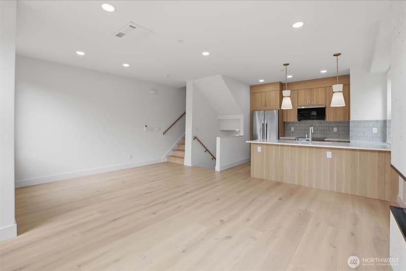 Property photo for 2014 Fairview Avenue E #A, Seattle photo 11