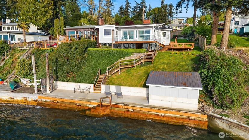 Property photo for 19312 Soundview Drive NW, Stanwood photo 9