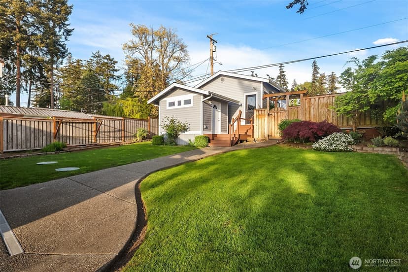 Property photo for 19312 Soundview Drive NW, Stanwood photo 34