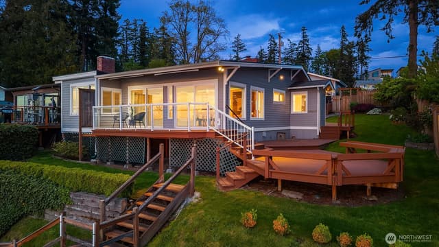Property photo for 19312 Soundview Drive NW, Stanwood photo 3