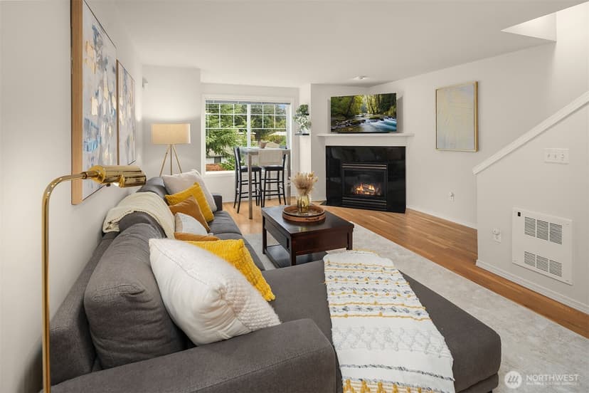 Property photo for 12317 10th Place NE #B, Seattle photo 8
