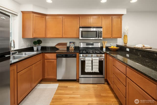 Property photo for 12317 10th Place NE #B, Seattle photo 5