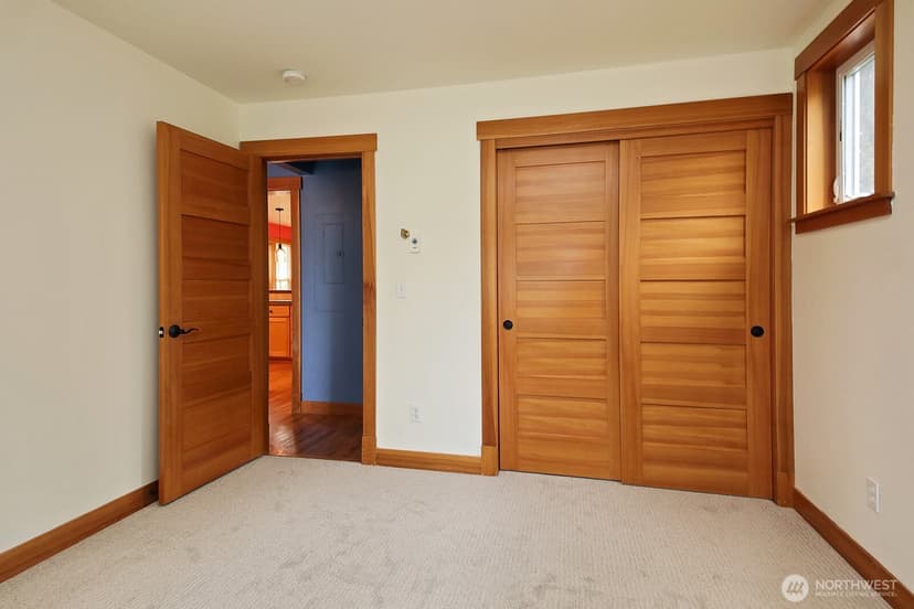 Property photo for 1021 Highview Street, Langley photo 25
