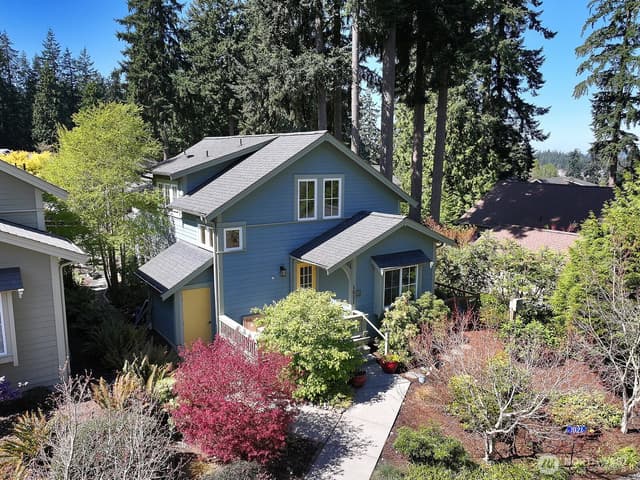 Property photo for 1021 Highview Street, Langley photo 2