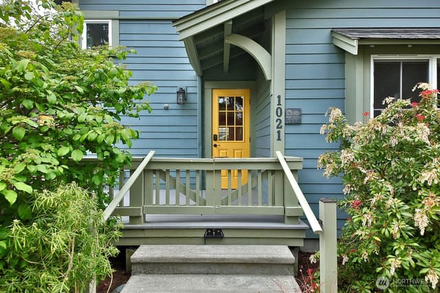 Property photo for 1021 Highview Street, Langley photo 3