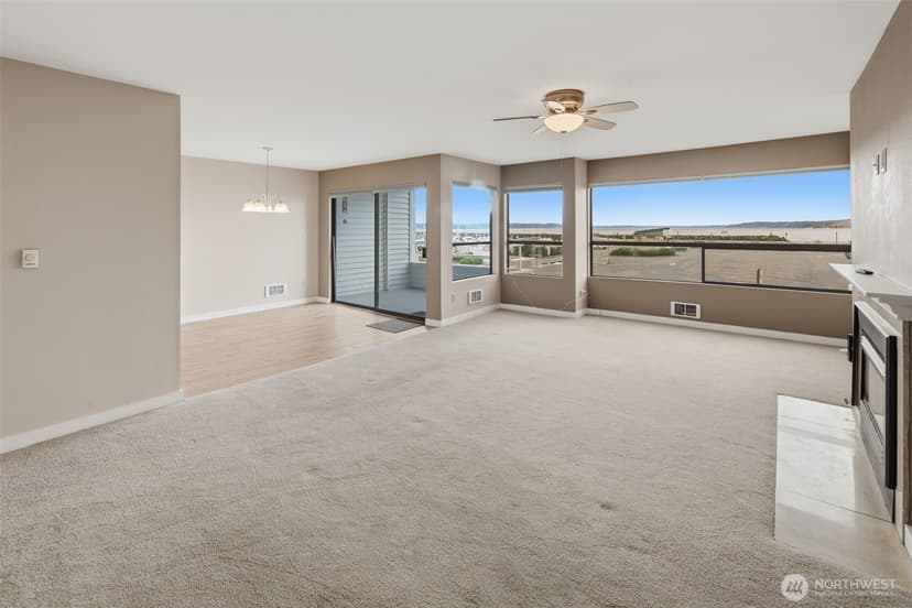 Property photo for 22211 Cliff Avenue S #104, Des Moines photo 6