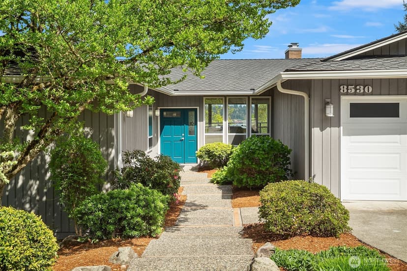 Property photo for 8530 54th Avenue NE, Seattle photo 4