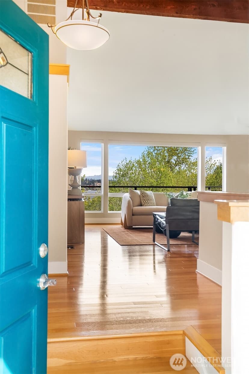 Property photo for 8530 54th Avenue NE, Seattle photo 5