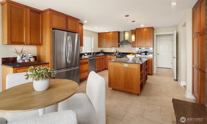 Property photo for 8530 54th Avenue NE, Seattle photo 16