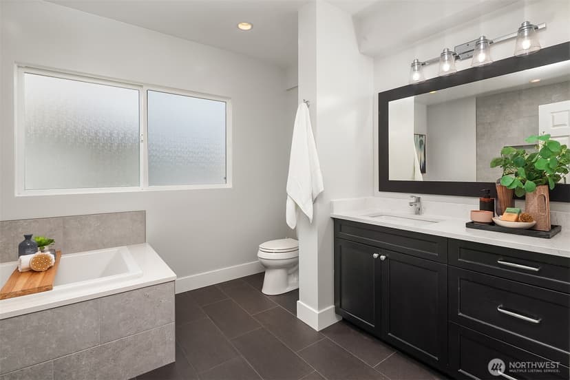 Property photo for 8530 54th Avenue NE, Seattle photo 32