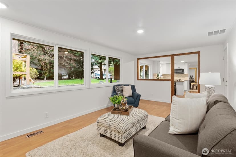 Property photo for 16220 197th Avenue NE, Woodinville photo 13