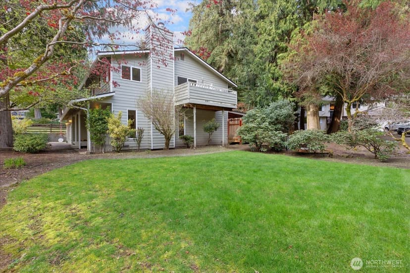 Property photo for 16220 197th Avenue NE, Woodinville photo 2