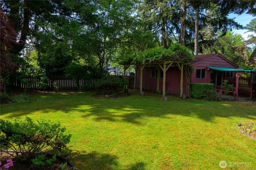 Property photo for 5304 108th Street SW, Lakewood photo 19