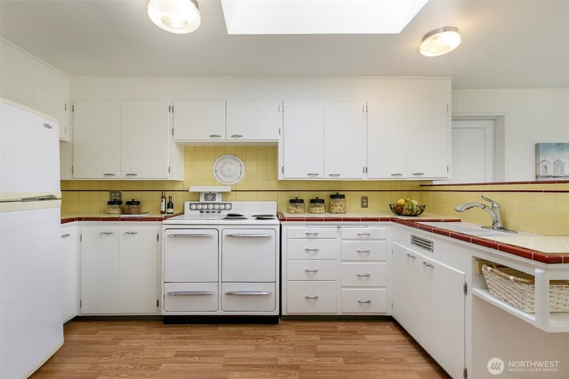 Property photo for 116 NW 130th Street, Seattle photo 10
