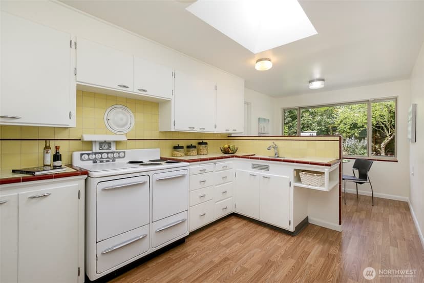 Property photo for 116 NW 130th Street, Seattle photo 11