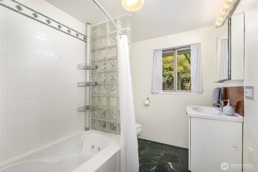 Property photo for 116 NW 130th Street, Seattle photo 16