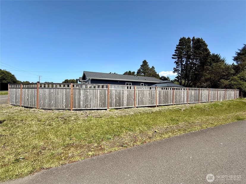 Property photo for 200 Ocean Shores Blvd Boulevard NW, Ocean Shores photo 6