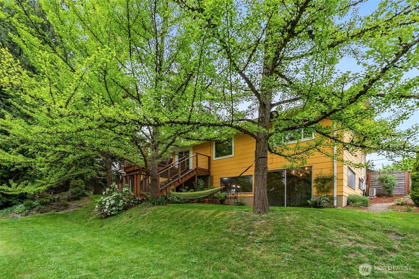 Property photo for 6311 18th Avenue SW, Seattle photo 34