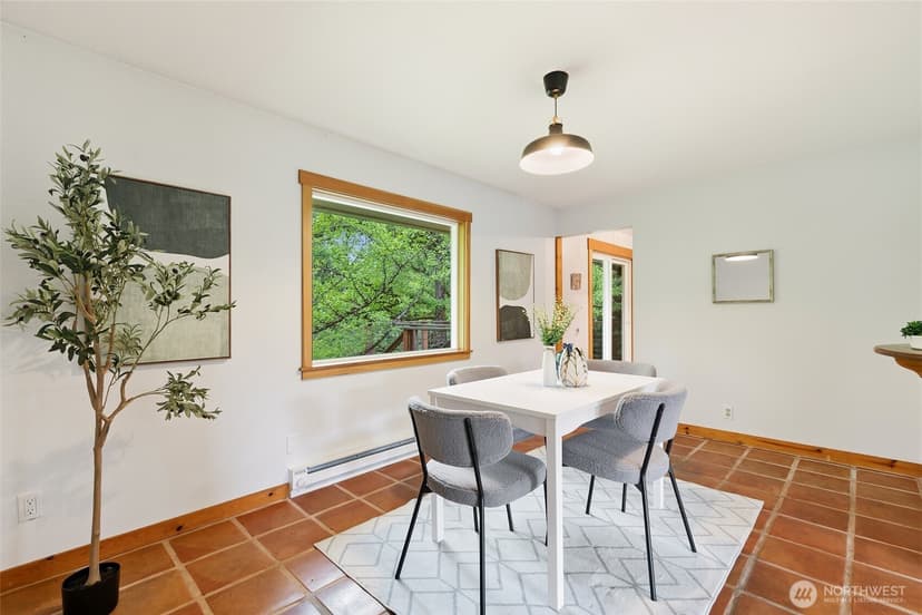 Property photo for 6311 18th Avenue SW, Seattle photo 10