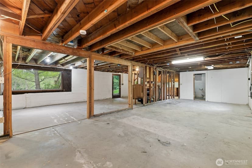 Property photo for 6311 18th Avenue SW, Seattle photo 25