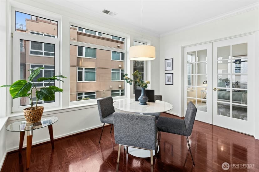 Property photo for 1900 Alaskan Way #216, Seattle photo 11