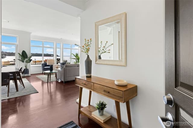 Property photo for 1900 Alaskan Way #216, Seattle photo 5