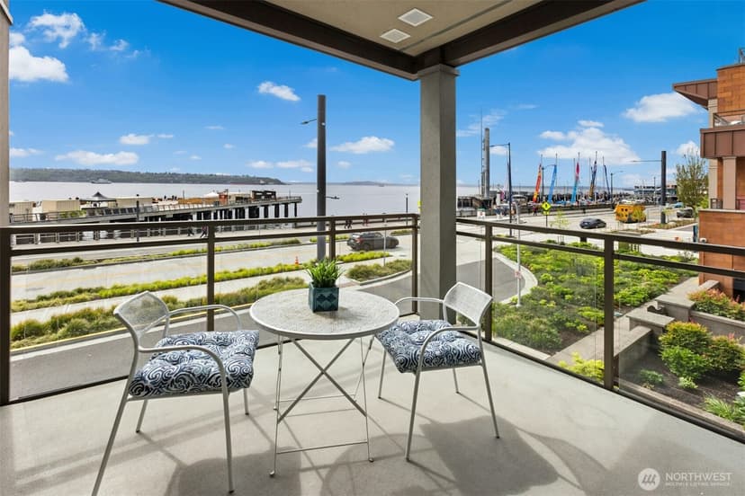 Property photo for 1900 Alaskan Way #216, Seattle photo 13