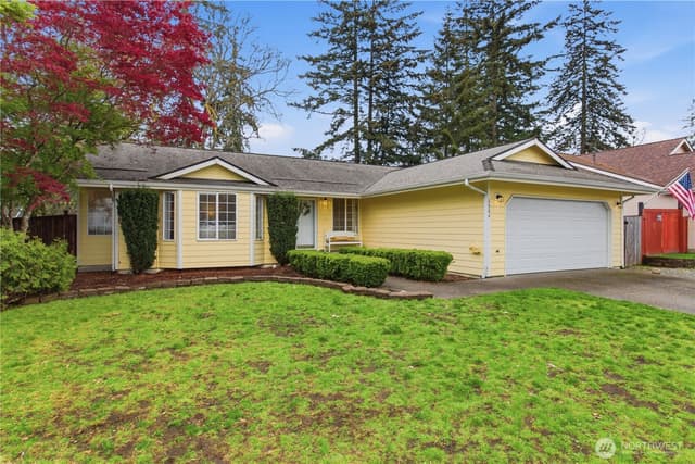 Property photo for 2904 174th Street E, Tacoma photo 3