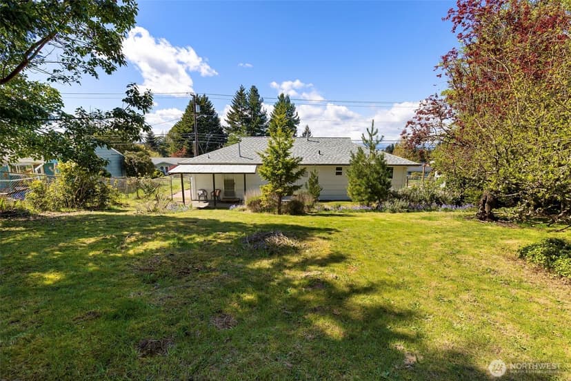 Property photo for 3518 Petersville Road NE, Bremerton photo 28