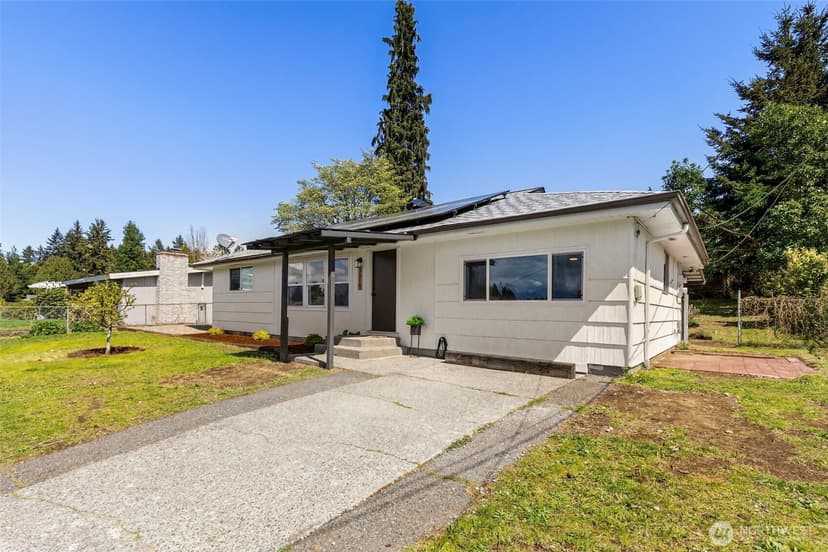 Property photo for 3518 Petersville Road NE, Bremerton