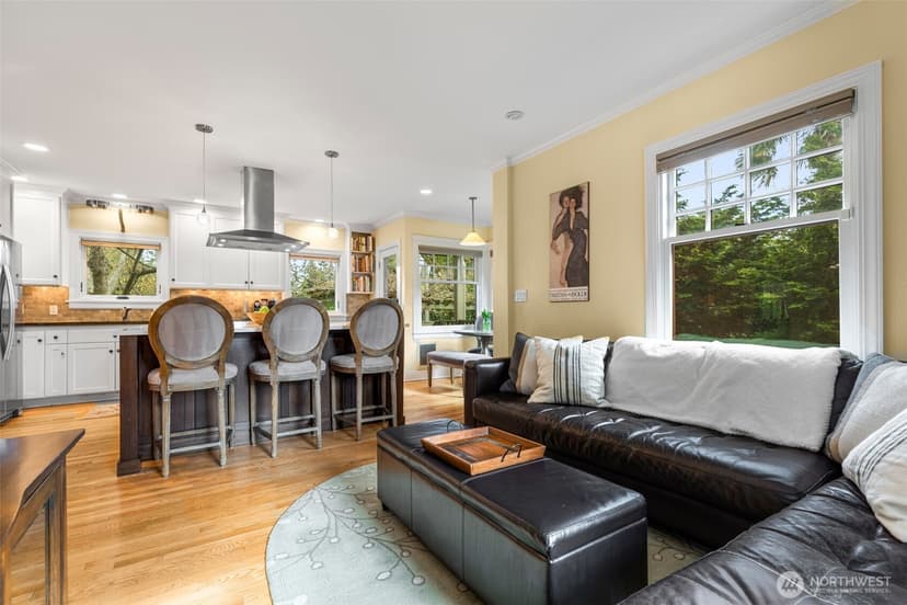 Property photo for 803 W Armour Street, Seattle photo 15