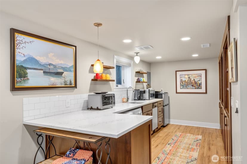 Property photo for 803 W Armour Street, Seattle photo 30