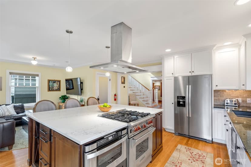 Property photo for 803 W Armour Street, Seattle photo 11
