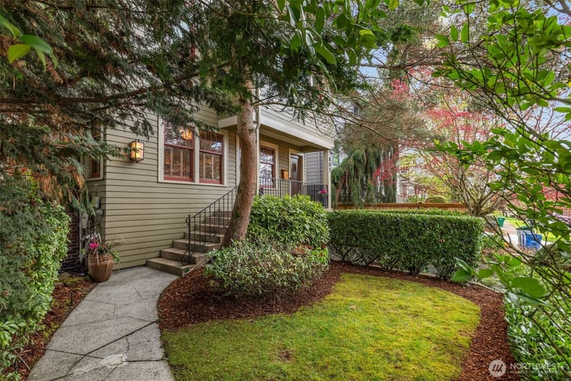 Property photo for 803 W Armour Street, Seattle photo 4