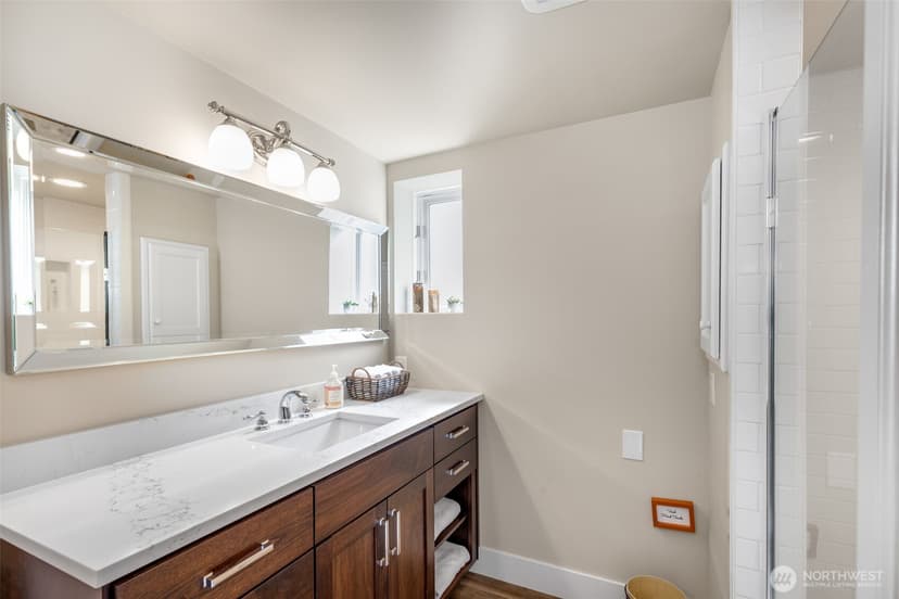 Property photo for 803 W Armour Street, Seattle photo 33
