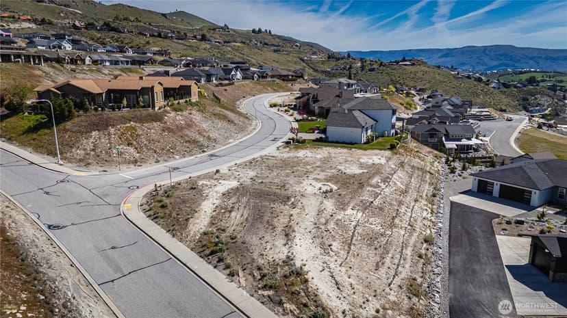 Property photo for 100 Waterview Drive, Chelan photo 9