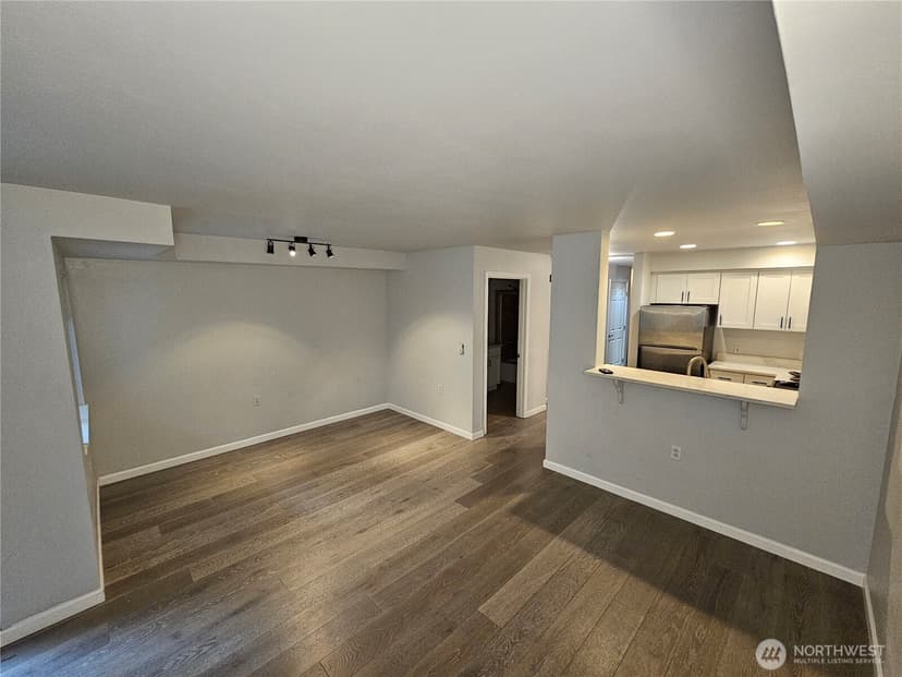 Property photo for 2530 15th Avenue W #303, Seattle photo 7