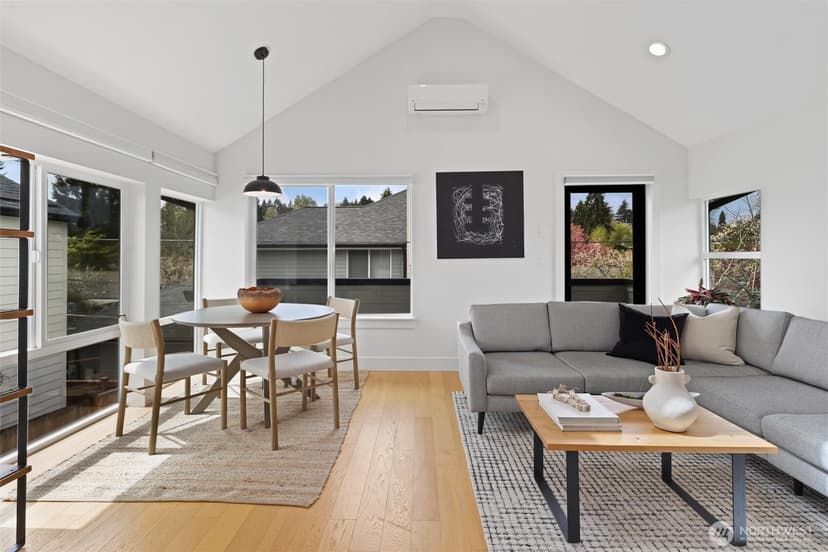 Property photo for 10055 8th Avenue NW #B, Seattle photo 4