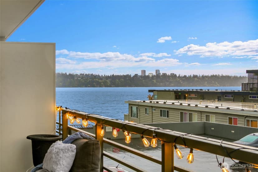 Property photo for 2040 43rd Avenue E #215, Seattle photo 13